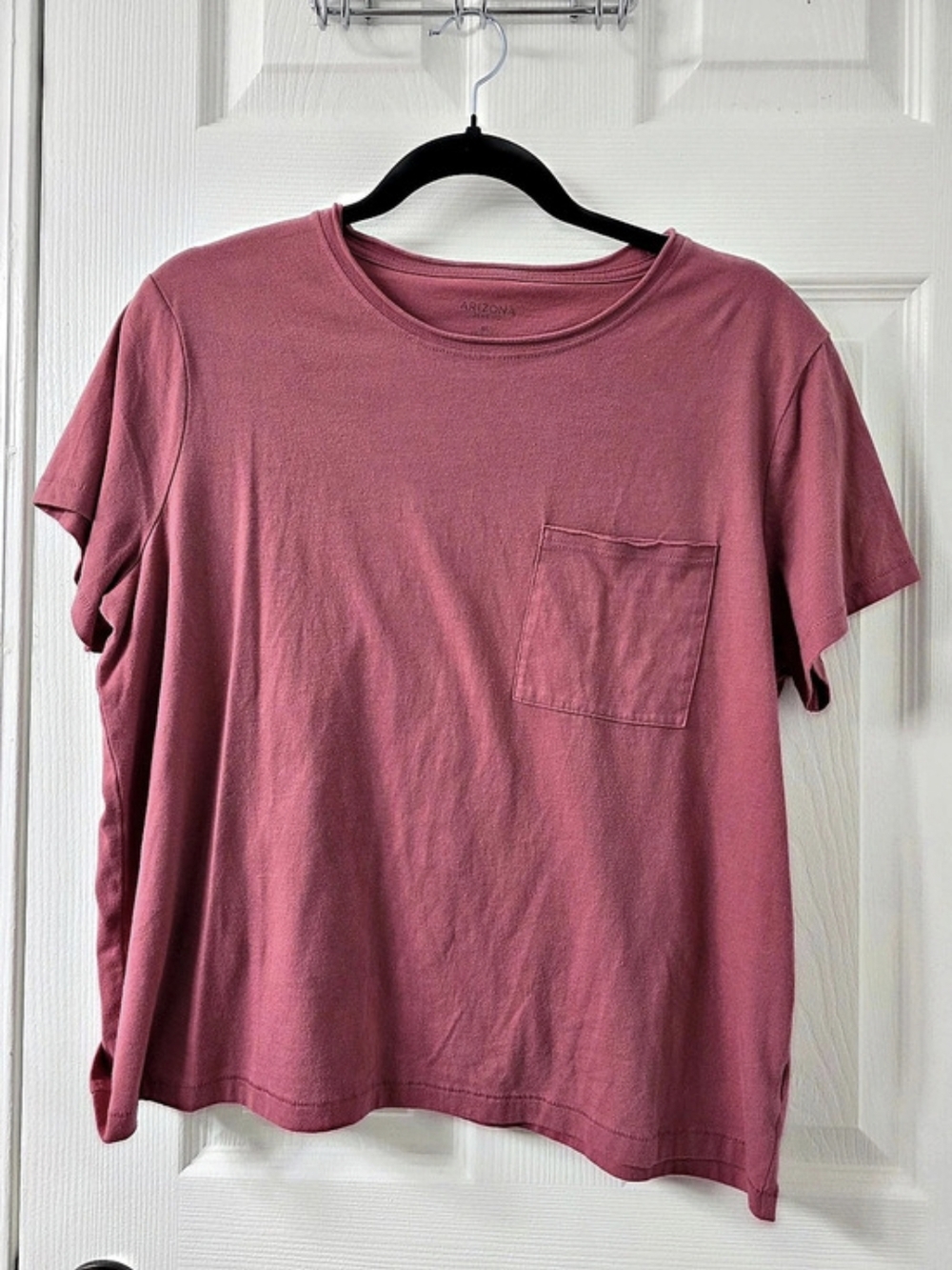 Arizona Jean Co. Semi-Fit Pocket Tee. Pink XL